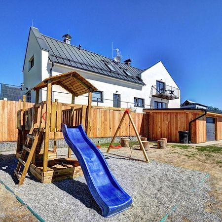 Apartman Lipno - Dve Zatoky Frymburk Bagian luar foto
