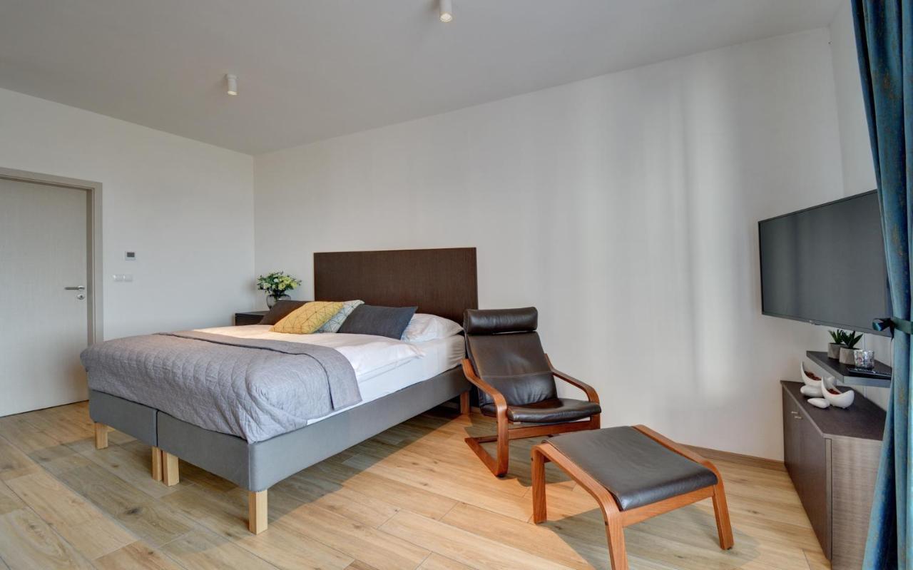 Apartman Lipno - Dve Zatoky Frymburk Bagian luar foto